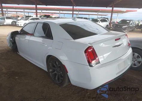 2017 Chrysler 300 300S Alloy Edition z USA, uszkodzony, nr VIN 2C3CCABG9HH668797